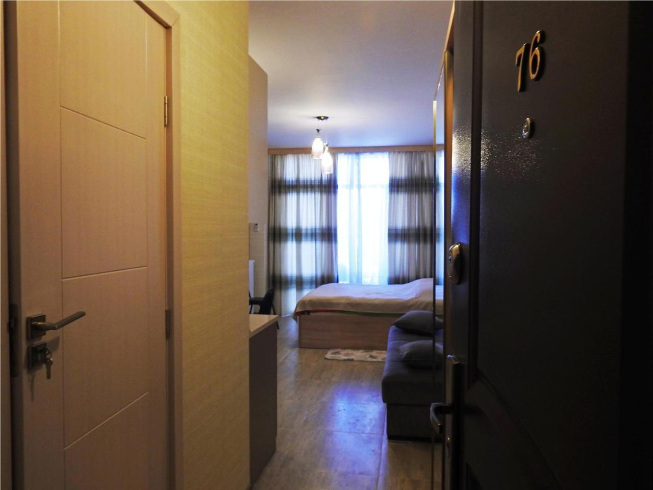Real Palace Apartment 바투미 외부 사진